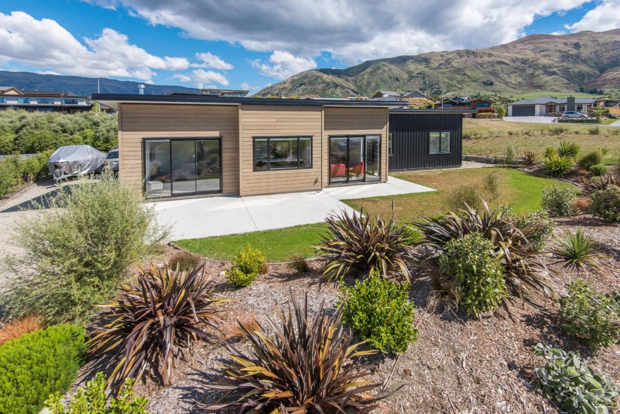 Simply Stunning Villa Wanaka Buitenkant foto